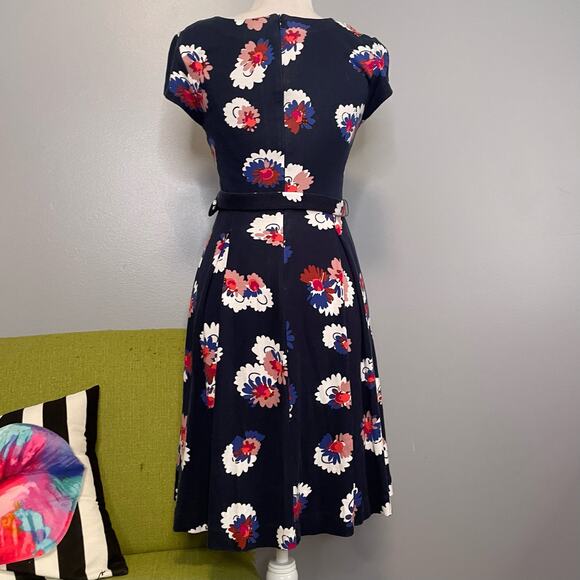 Boden Aida Blue Floral Belted Fit and Flare Dress 2 Cocktail Work - Picture 4 of 7